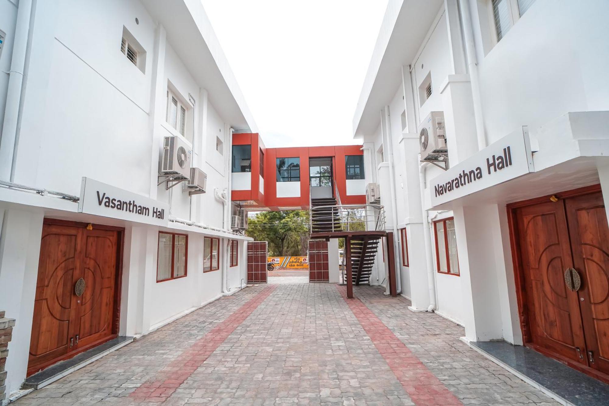 Отель Tpc Camphor Tiruchirappalli Экстерьер фото